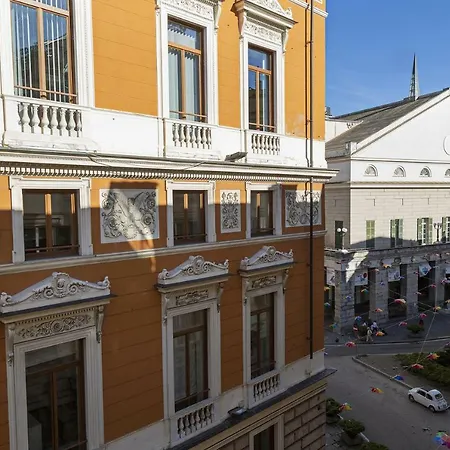Luxury In The Heart Of By Wonderful Italy *